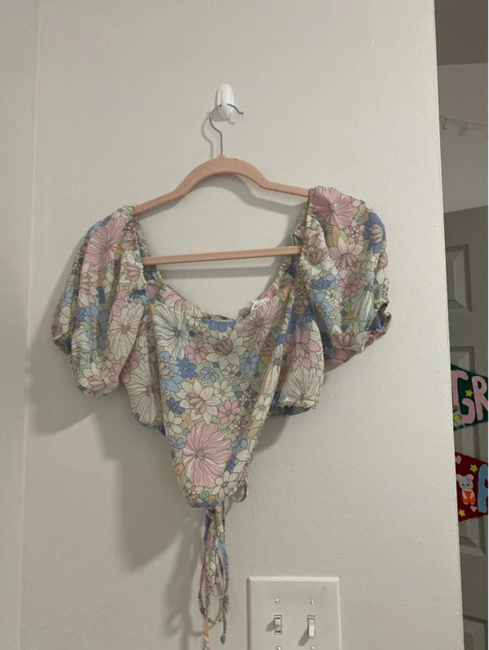 NWT Le Lis crop top - size medium